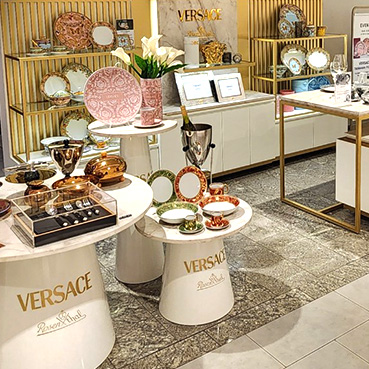 popupstore_versace